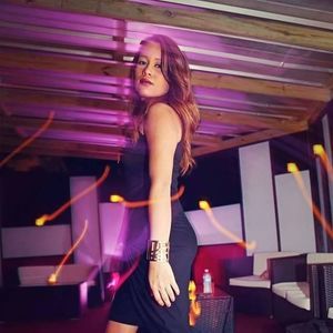 Meet your Posher, Paola